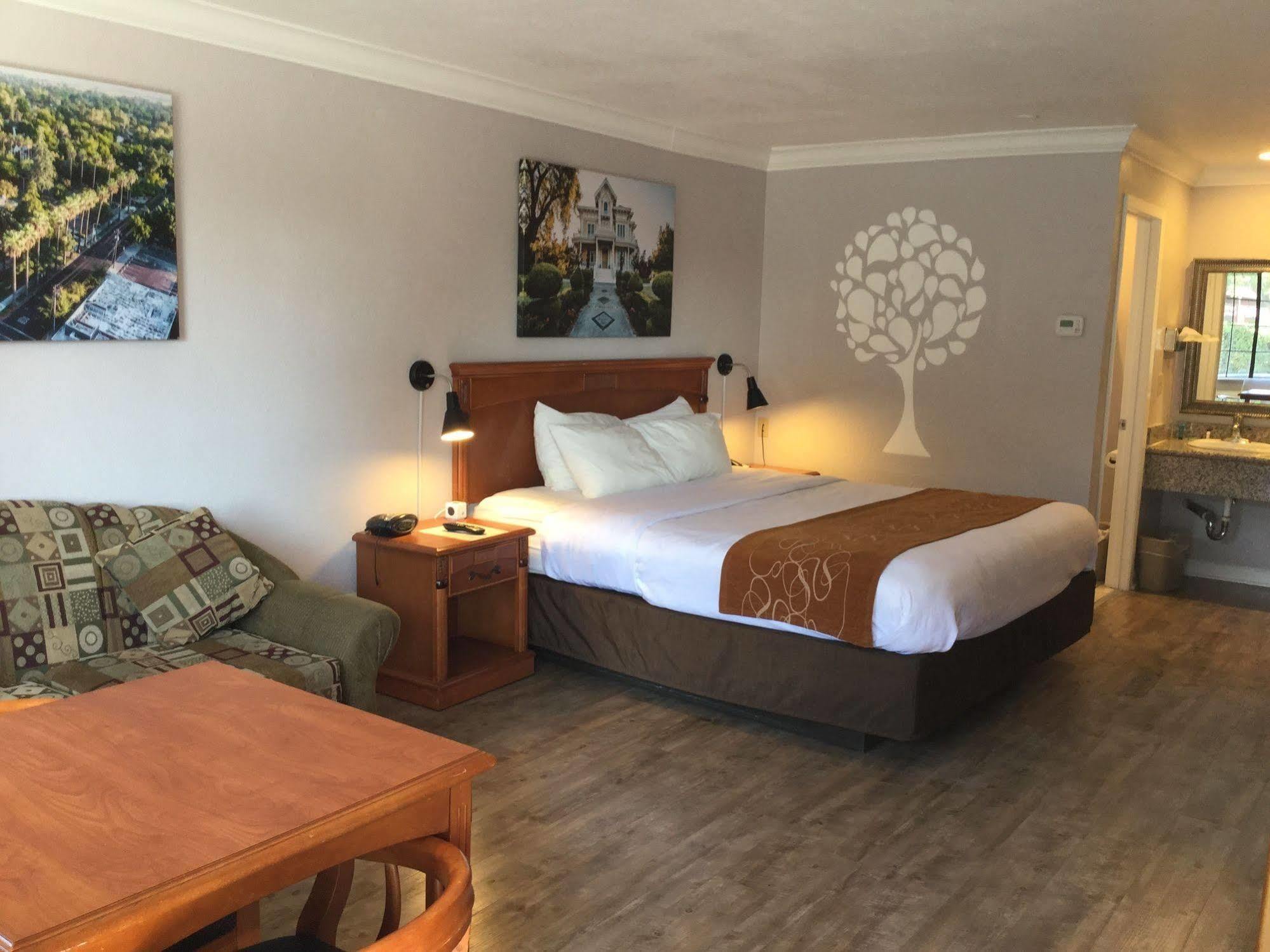 Journey Inn Woodland Kültér fotó